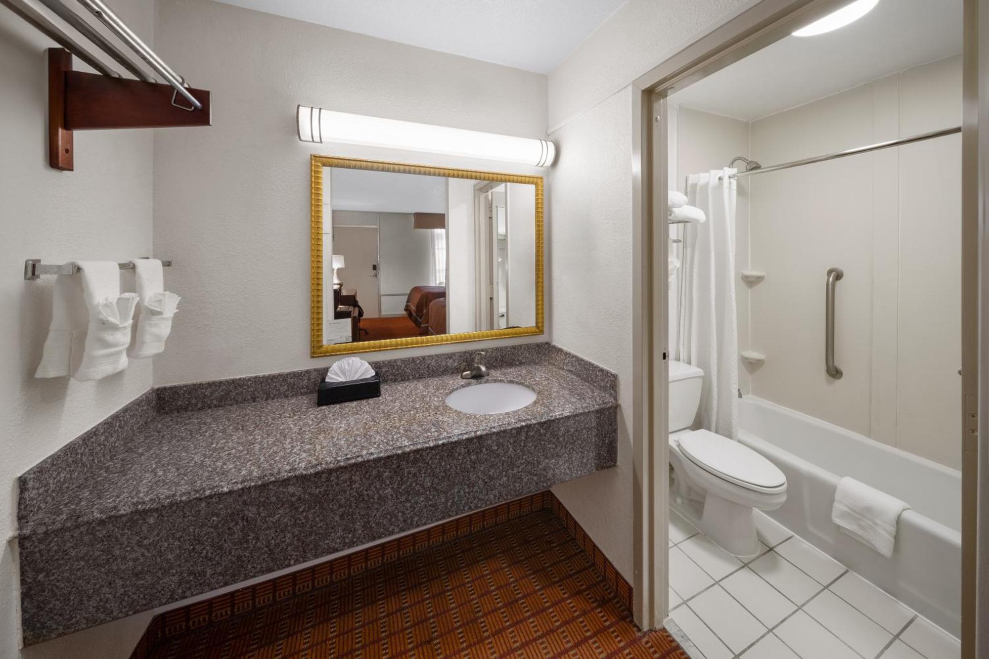 Super 8 By Wyndham Baton Rouge/I-10 Motell Prairieville Exteriör bild